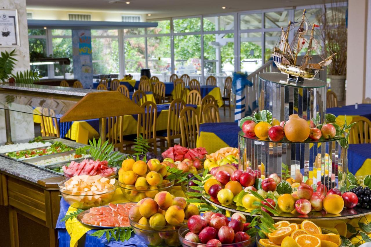 Hotel Oasis Albena Zewnętrze zdjęcie