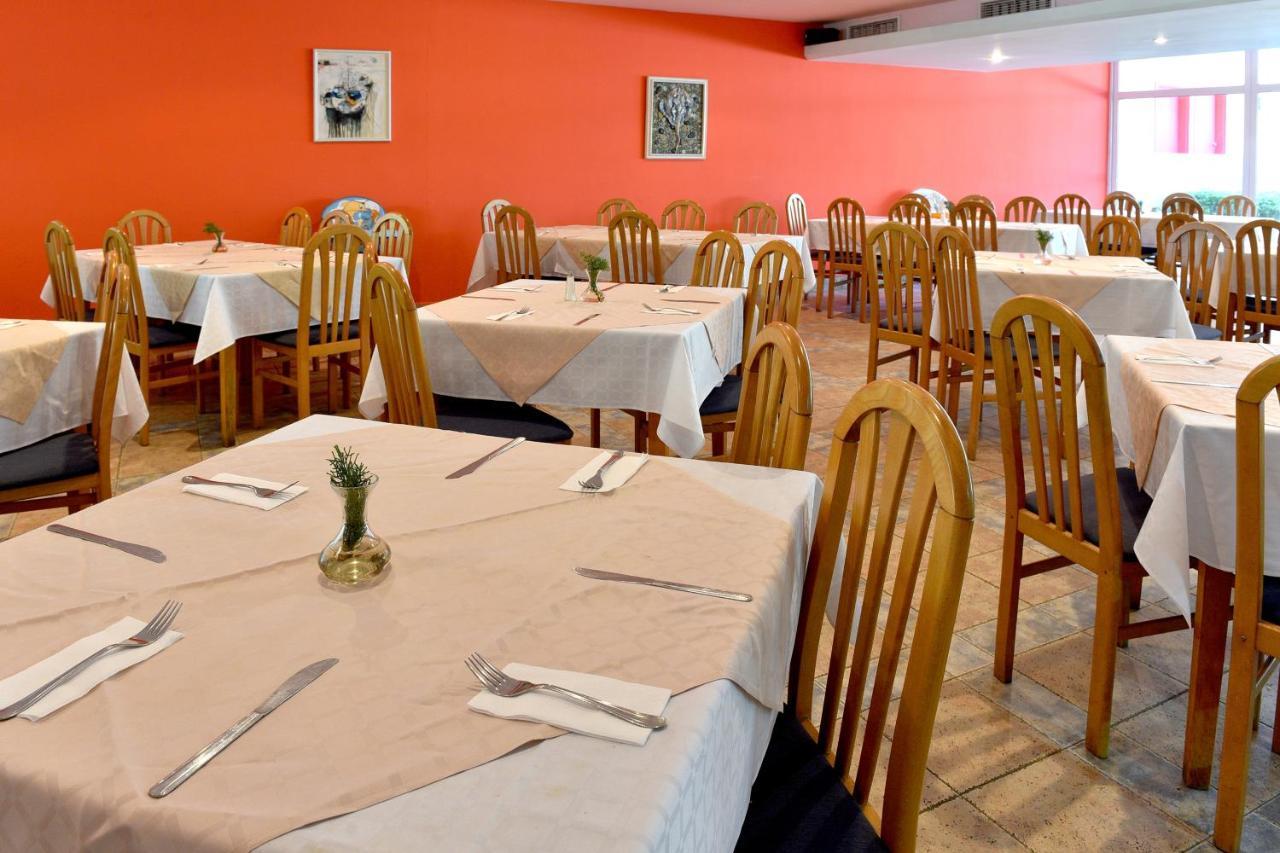 Hotel Oasis Albena Zewnętrze zdjęcie